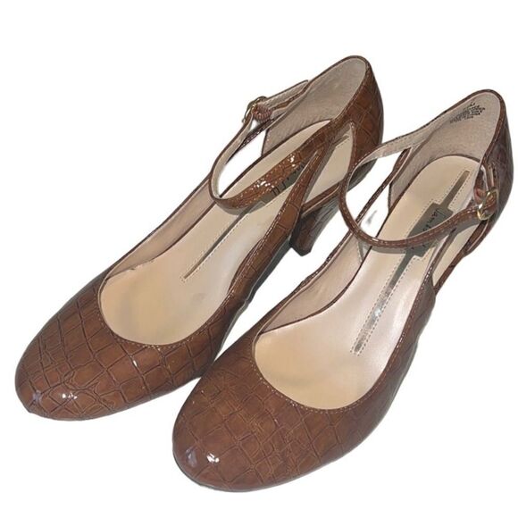 Sam & Libby Brown Crocodile Print Patent Leather Buckle Closed Toe Pump Sz 7.5 - Picture 1 of 11